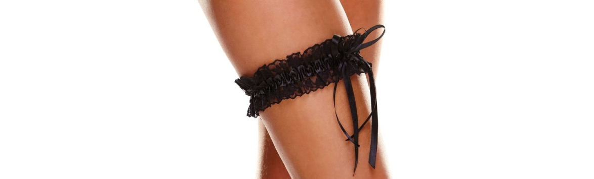 Зачем нужны женские подвязки? Подвязка для чулок – необходимость или украшение?