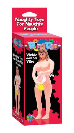 Мастурбирующая женщина Vickie