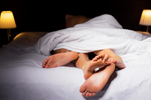 Секс с бывшим: почему мы спим с экс-партнерами?
