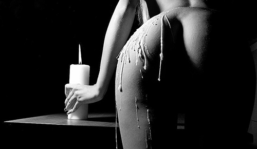 Light games &#8211; how to use a candle in sex? Sex games with hot wax.