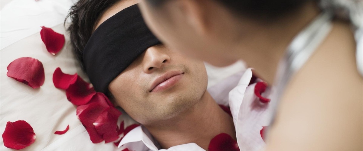 Чувственное путешествие. 5 причин попробовать секс с закрытыми глазами