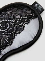 Маска на глаза Fifty Shades of Grey Play Nice, с кружевом, атласная, 18,5 см