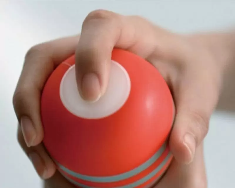 Мастурбатор Tenga&Keith Haring Deep Throat - красный с белым