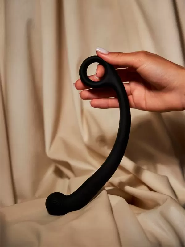 Изогнутый вибратор SVibe Snail AXI Spot Wand, технология AuraTouch, 8 режимов, 20,8 см, силикон, черный