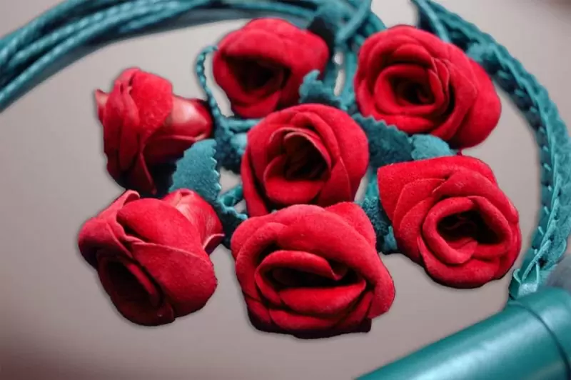 Плетка семихвостка «Букет страсти» (Длина 900 мм)