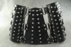 Наручья подшитые