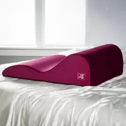 Анатомическая подушка для любви Liberator Retail Hipster - бордовый