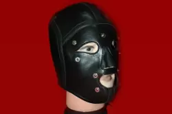 Шлем «Слеп и нем»