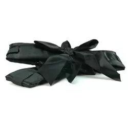 Комплект наручников и наножников Bowtie Cuffs – черный	