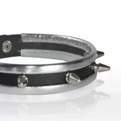 Ошейник с шипами