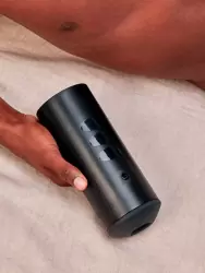 Интерактивный мастурбатор Kiiroo Titan Feel Pornstars Experience, 9 моторчиков, 22,1 см, черный