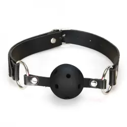 Кляп с отверстиями для дыхания Breathable Ball Gag – черный