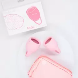 Менструальные чаши Natural Wellness. 15/20мл, розовые, медицинский силикон, 12 часов без протекания