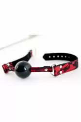 Силиконовый кляп на кружевном ремешке 78 см TOYFA Marcus – красный