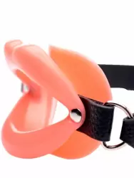 Необычный кляп-расширитель Sissy Mouth Gag, диаметр 4,2 см, в форме губ, розовый с черным
