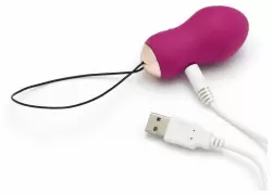 Ярко-розовое виброяйцо So Divine Get Lucky USB Vibrator