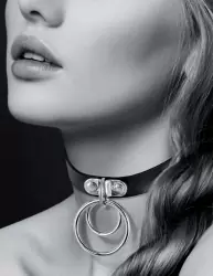 Элегантный чокер Concorde COLLIER RAS DE COU NOIR, с двумя металлическими кольцами, 40 см, черный