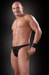 Стринги с наручниками Bondage Thong - 2XL/3XL