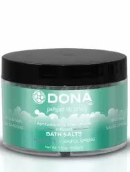 Цветная соль для ванны Dona Pamper Me Pretty Naughty с феромонами – весенний, 215 г