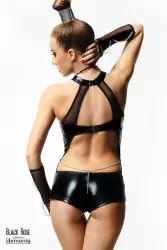 Глянцевый черный комплект из сексуального боди и перчаток Demoniq Isabelle – S/M