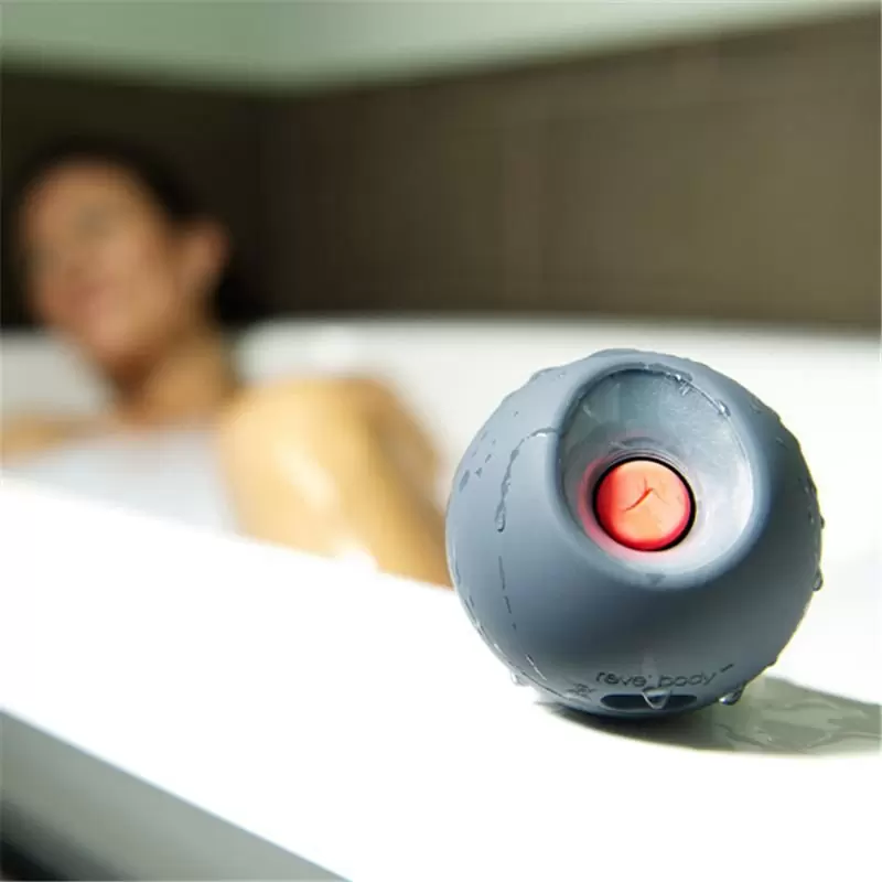 Магнитно-левитационный пульсатор Revel Body SOL с широким диапазоном вибрации – серый с красным