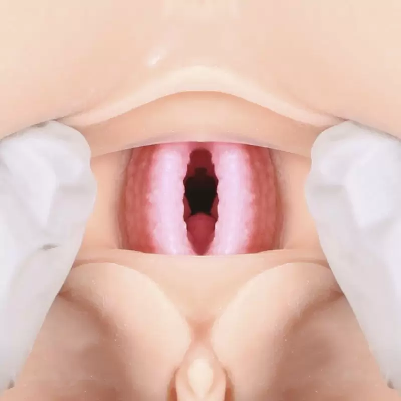 Шикарная мини секс кукла Valentina+ с тремя отверстиями и вибрацией  – телесный