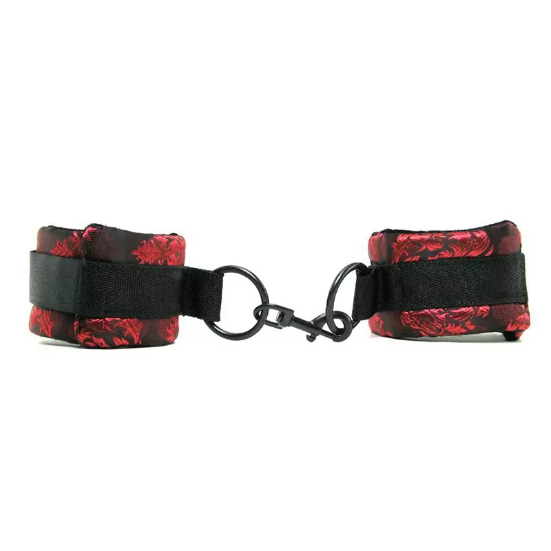 Наручники атласные Scandal Universal Cuffs