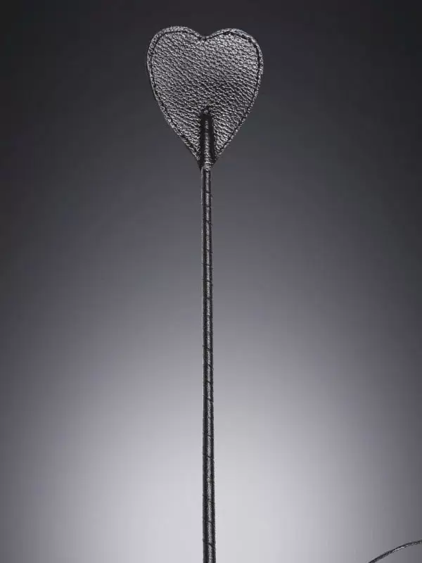 Стек в форме сердца Sitabella из натуральной кожи – черный