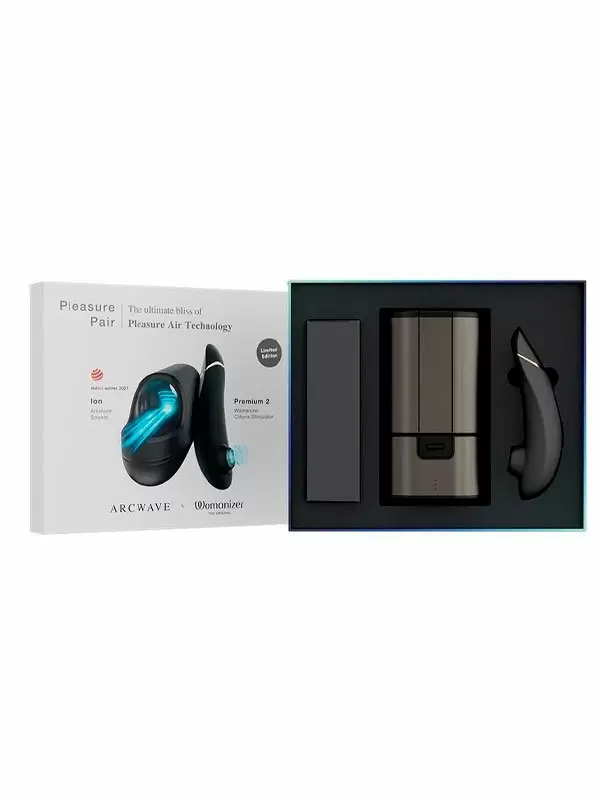 Новогодний набор для пар Pleasure Pair: Мастурбатор ARCwave Ion + Стимулятор клитора Womanizer Premium 2, технология Pleasure Air, черный