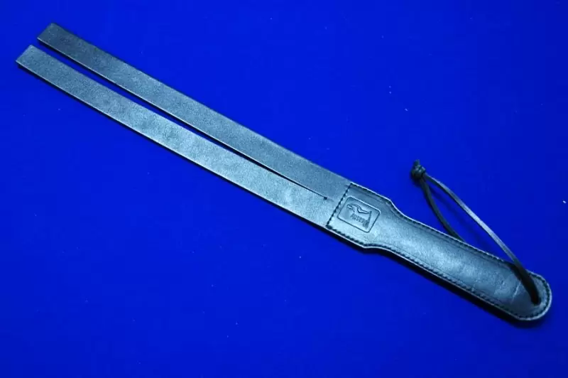 Шлепалка «Двухпалая»