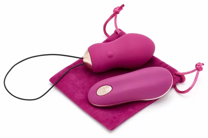 Ярко-розовое виброяйцо So Divine Get Lucky USB Vibrator