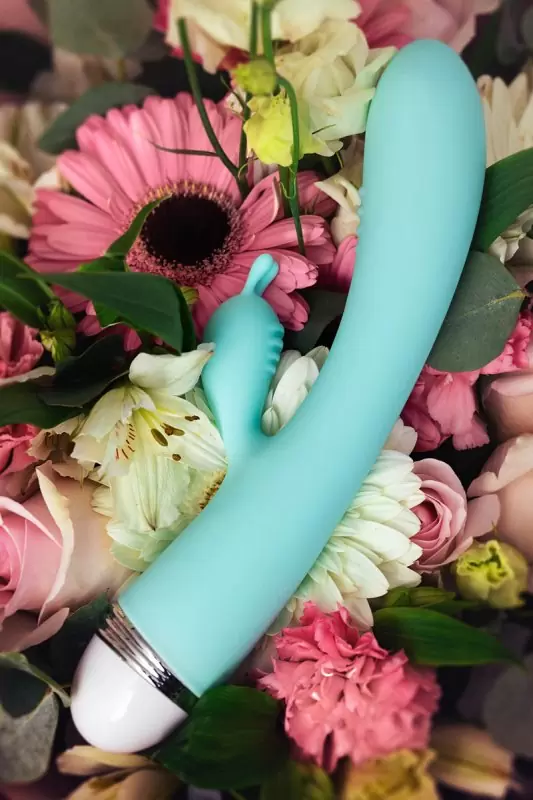 Голубой вибратор-кролик Flovetta by Toyfa Iris. 22 см, 10 режимов вибрации