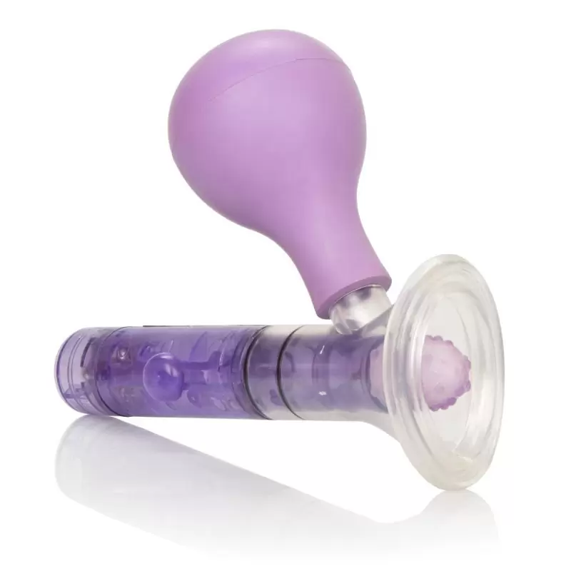 Мини-помпа клиторальная с вибрацией Penetrating Mini Clitoral Pump – фиолетовый