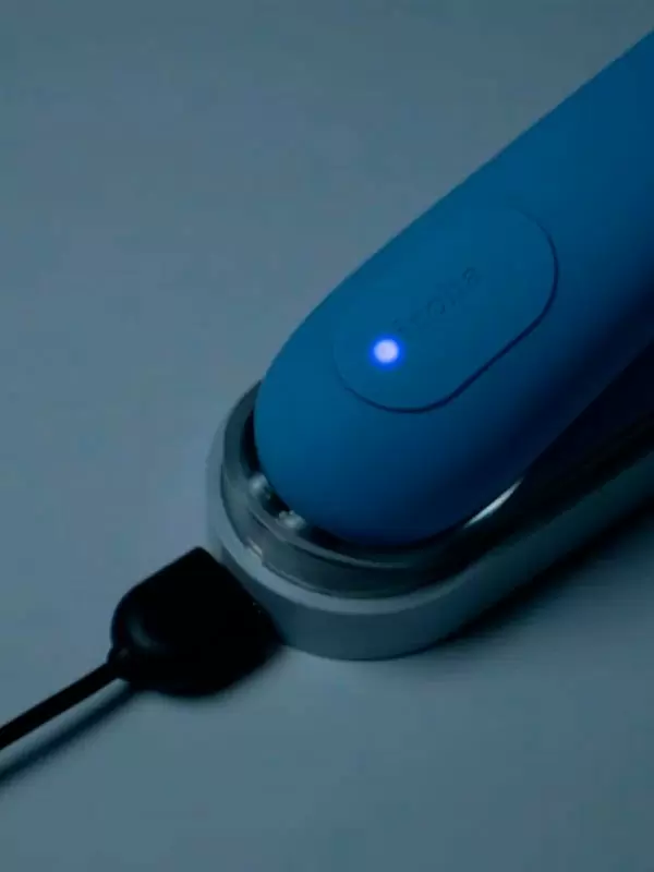 Инновационный вибратор Iroha Mai Ruri, 17,4 см, силикон, голубой | Он и Она 18+