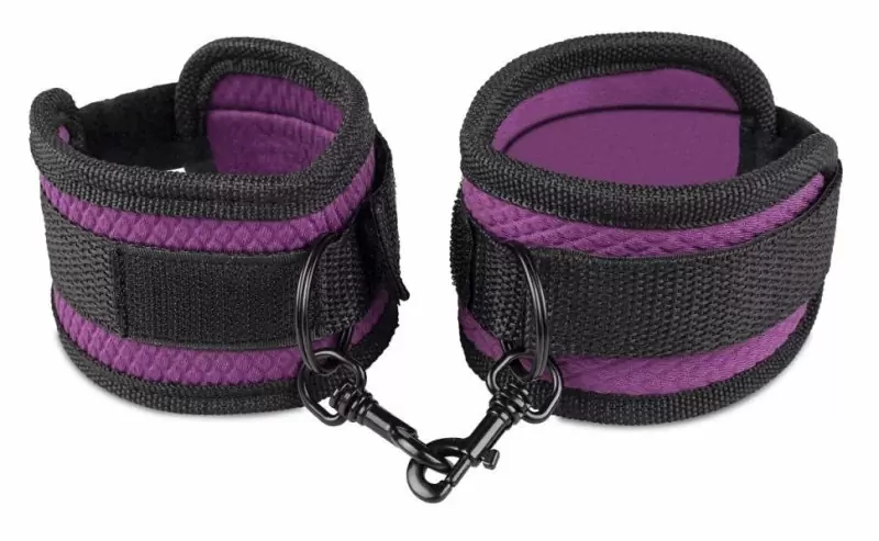 Премиальный подарочный набор из 24 предметов Naughty Nice