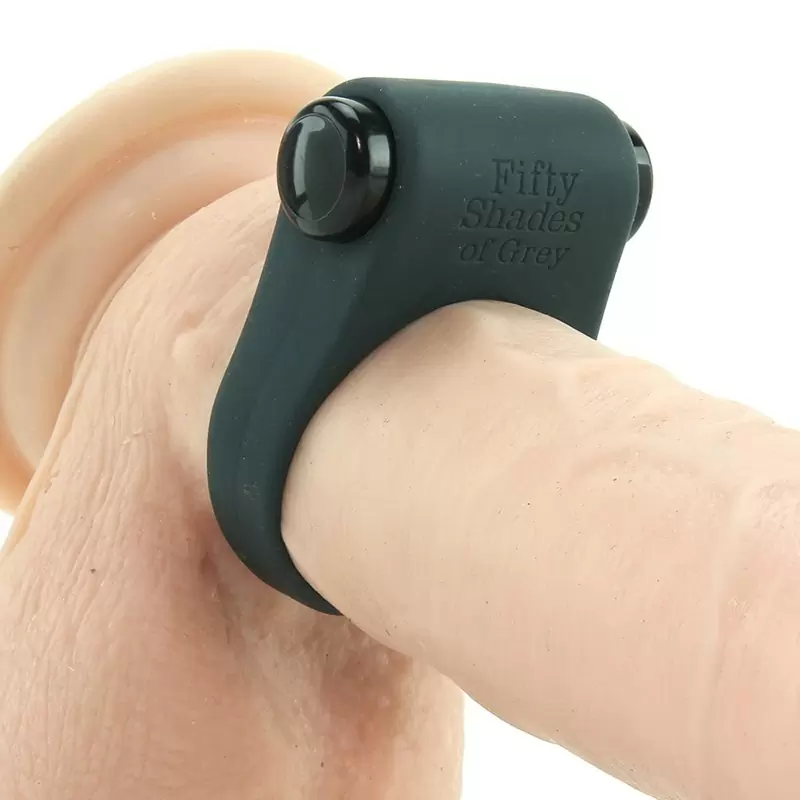 Эрекционное кольцо Feel It, Baby! Vibrating Cock Ring с вибрацией – черное	