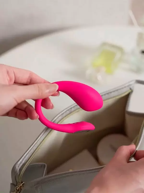 Интерактивное виброяйцо Lovense Lush Mini, управление со смартфона, с LED-подсветкой, силикон