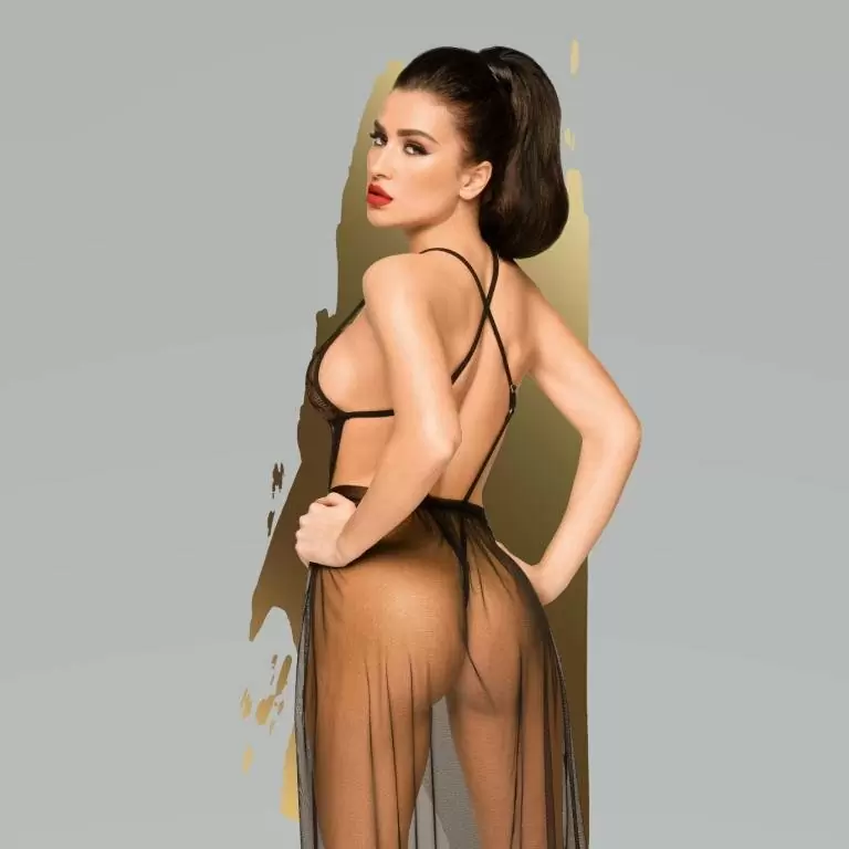 Полупрозрачное боди в комплекте с нижней юбкой 