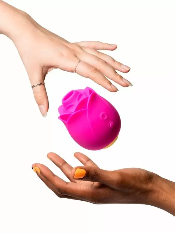 Бесконтактный стимулятор клитора Romp Suction Rose, 7,6 см, в форме розы, розовый