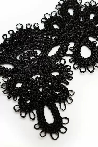 Черный кружевной браслет ручной работы Dolce Piccante Delicati 2 - S/M