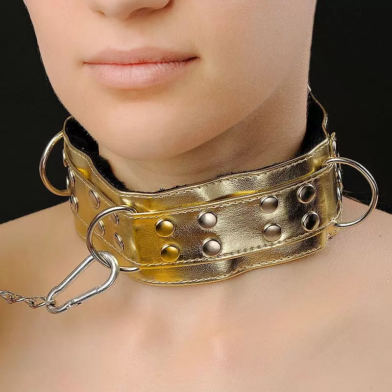 Ошейник на поводке Sitabella с мехом – золотистый