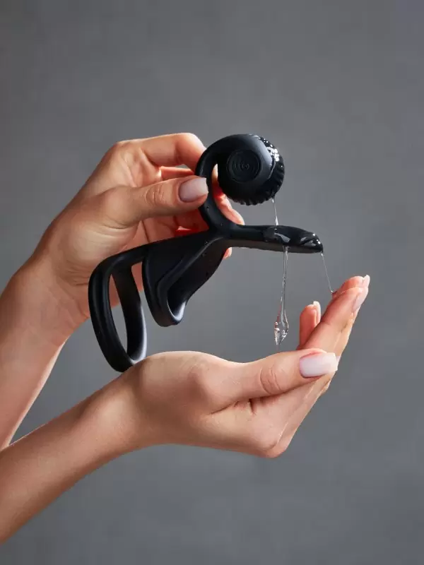 Инновационное эрекционное кольцо SVibe JOVI, 8 режимов работы, пульт ДУ, двойная стимуляция