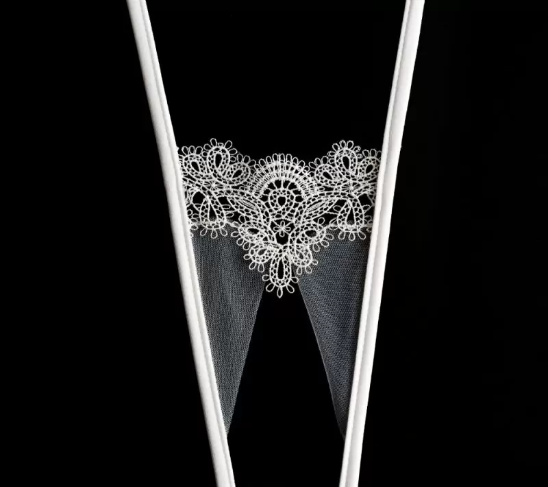 Белые кружевные трусики ручной работы Dolce Piccante Delicati pizzi с доступом - M