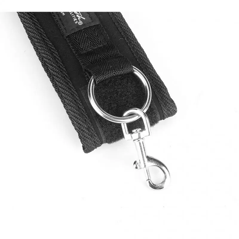 Фиксаторы с креплением к двери Closet Cuffs – черный