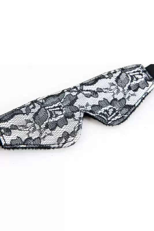 Кружевной набор маска и флоггер TOYFA Marcus – серебристый