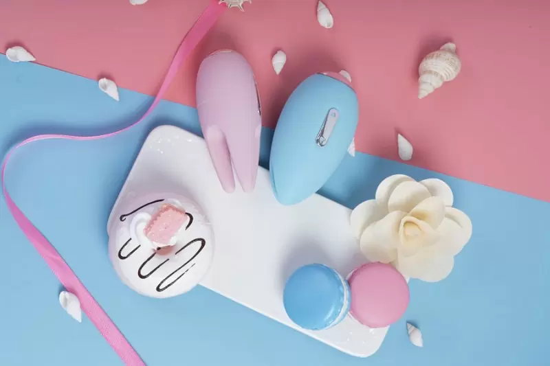 Вибростимулятор Svakom Cookie с подвижными тентаклями - розовый