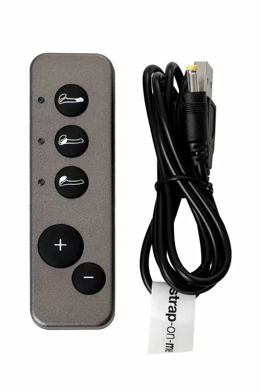 Безремневой страпон с вибрацией. Strap-on-me. 24,5 см. Телесный