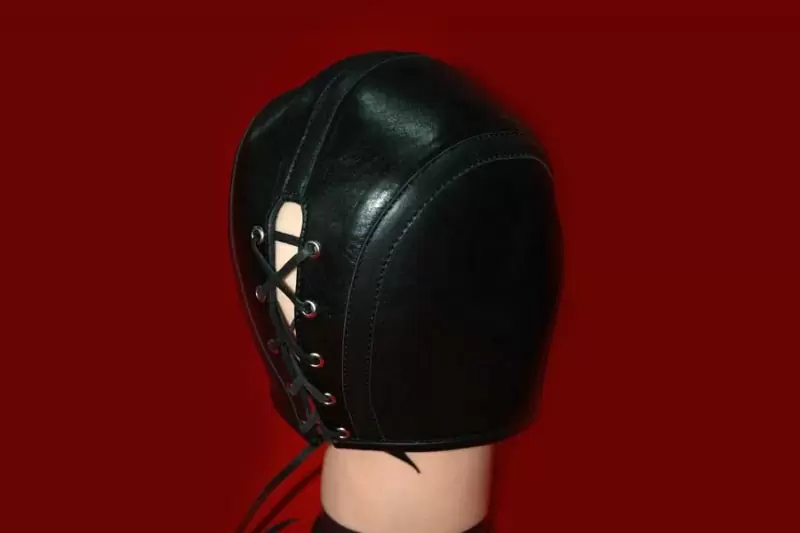 Шлем «Слеп и нем»