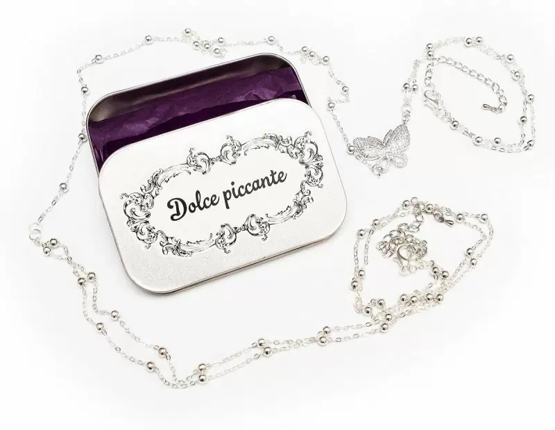 Серебристое колье на тело ручной работы с кристаллами Сваровски Dolce Piccante Golden Farfalla - S