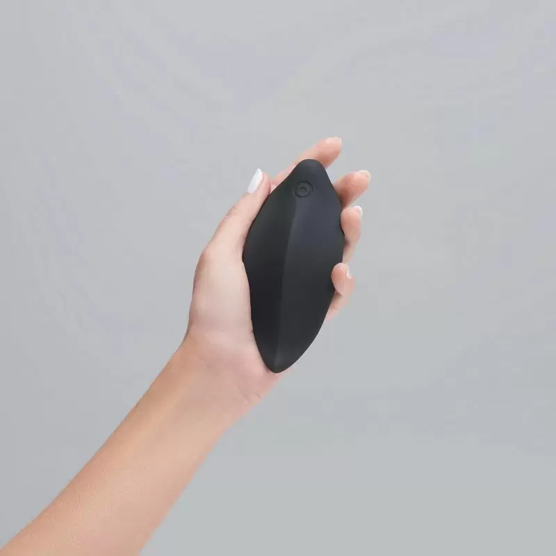 Вибровкладка в трусики LOV Touch. 10 режимов вибрации, медицинский силикон